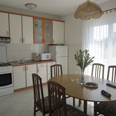 Ivic Apartments Vodice Croatia מראה חיצוני תמונה