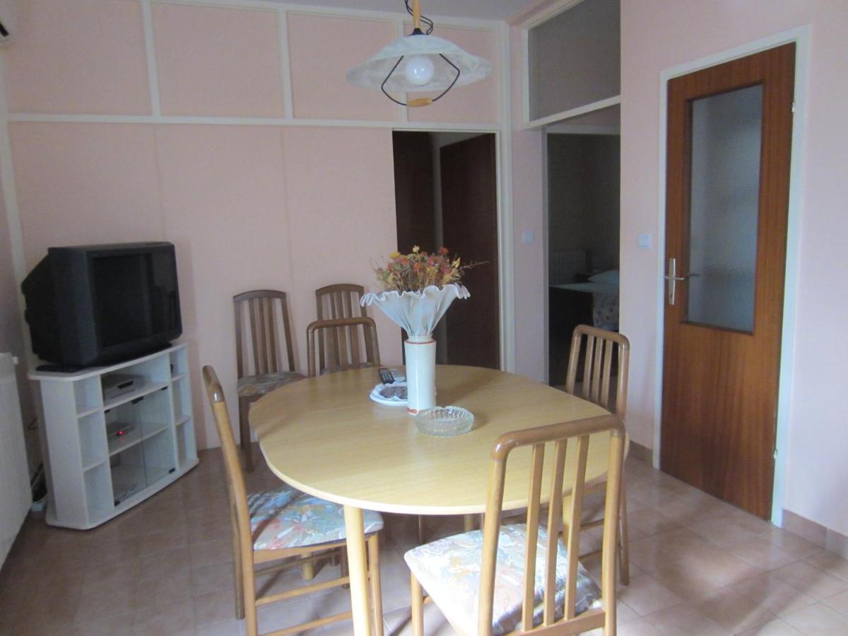 Ivic Apartments Vodice Croatia מראה חיצוני תמונה