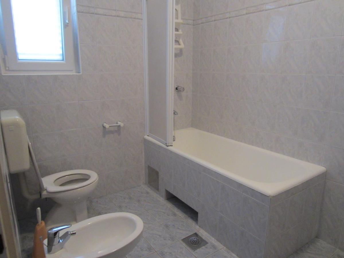 Ivic Apartments Vodice Croatia מראה חיצוני תמונה