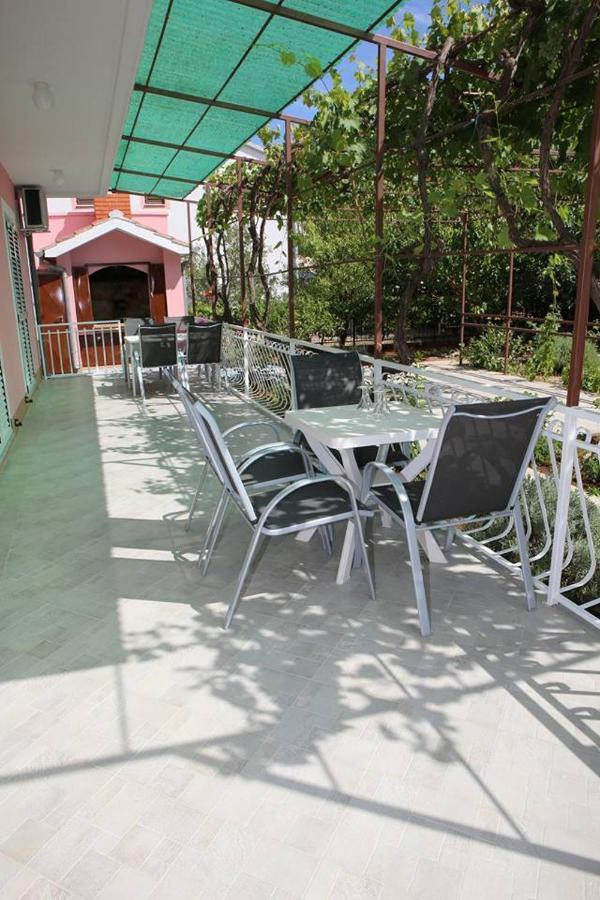 Ivic Apartments Vodice Croatia מראה חיצוני תמונה