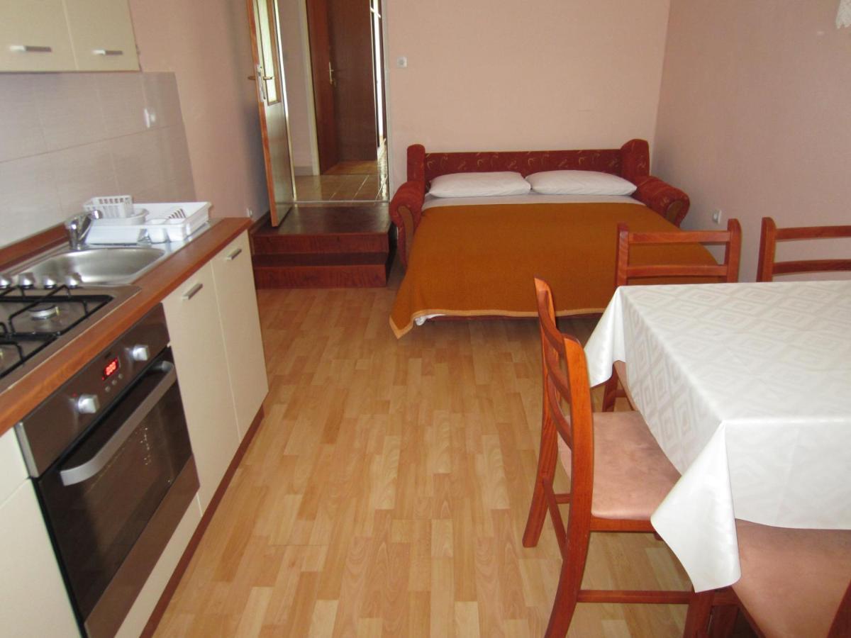 Ivic Apartments Vodice Croatia מראה חיצוני תמונה